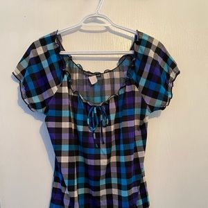 Women’s top- size small/medium